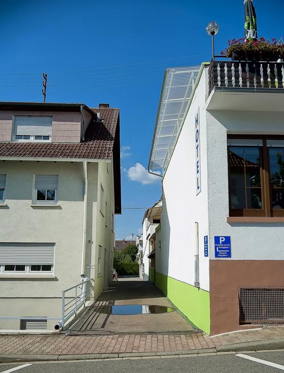 Hotel Heidelberger Tor Dossenheim Exterior photo